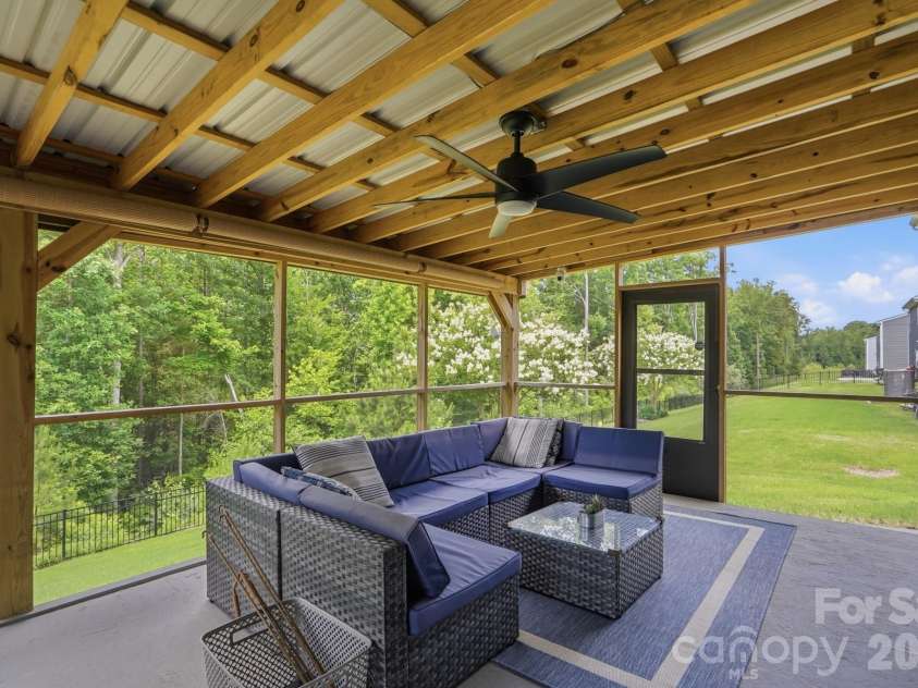 3140 Treyson Drive, Denver, NC 28037.  MLS# CAR4389998, YatesRealty ID 33550. 