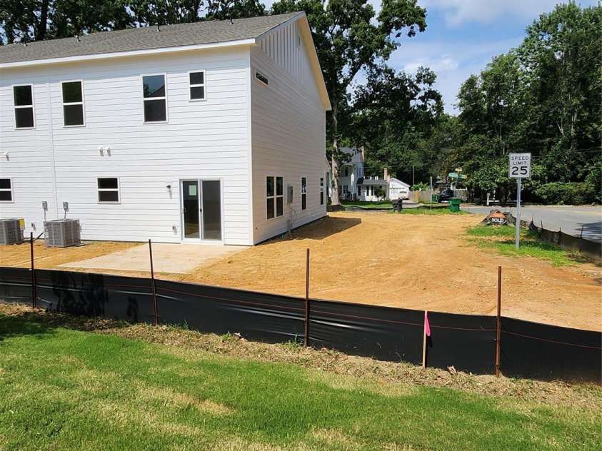 2028 Mandarin Boulevard, Charlotte, NC 28205.  MLS# CAR4294342, YatesRealty ID 33551. 