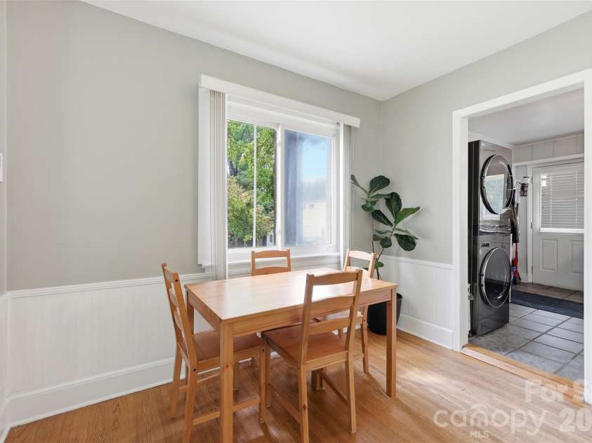 2736 Palm Avenue, Charlotte, NC 28205.  MLS# CAR4394524, YatesRealty ID 33554. 