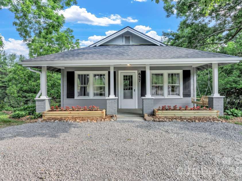 657 Old Fort Road, Fairview, NC 28730.  MLS# CAR4397979, YatesRealty ID 33555. 657 Old Fort Rd.