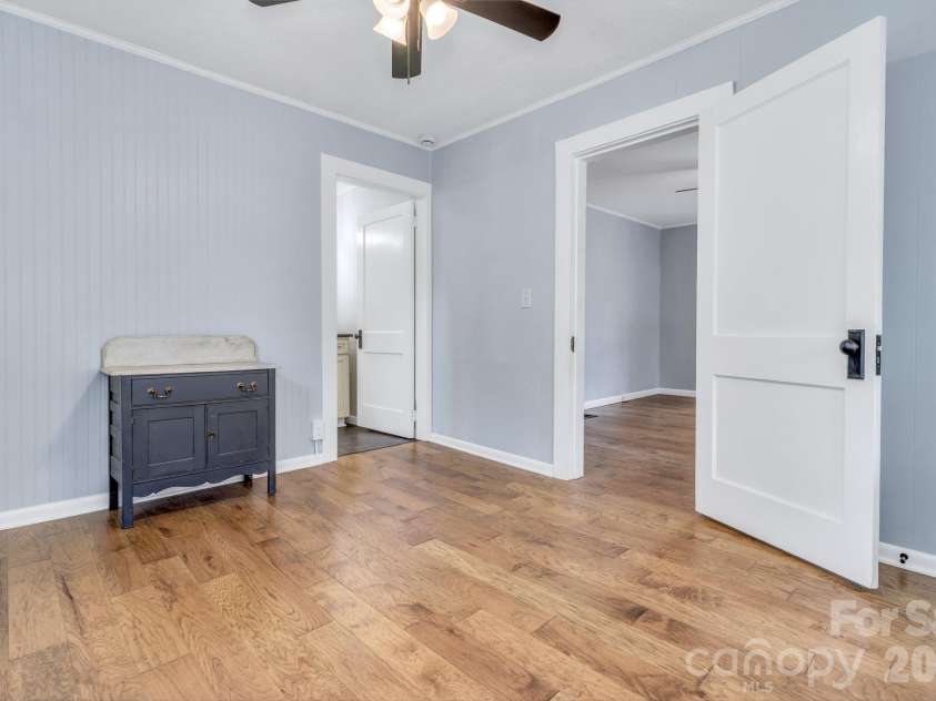 657 Old Fort Road, Fairview, NC 28730.  MLS# CAR4397979, YatesRealty ID 33555. 