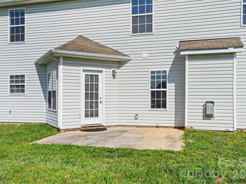 3014 Blueberry Drive, Monroe, NC 28110.  MLS# CAR4386620, YatesRealty ID 33556. 