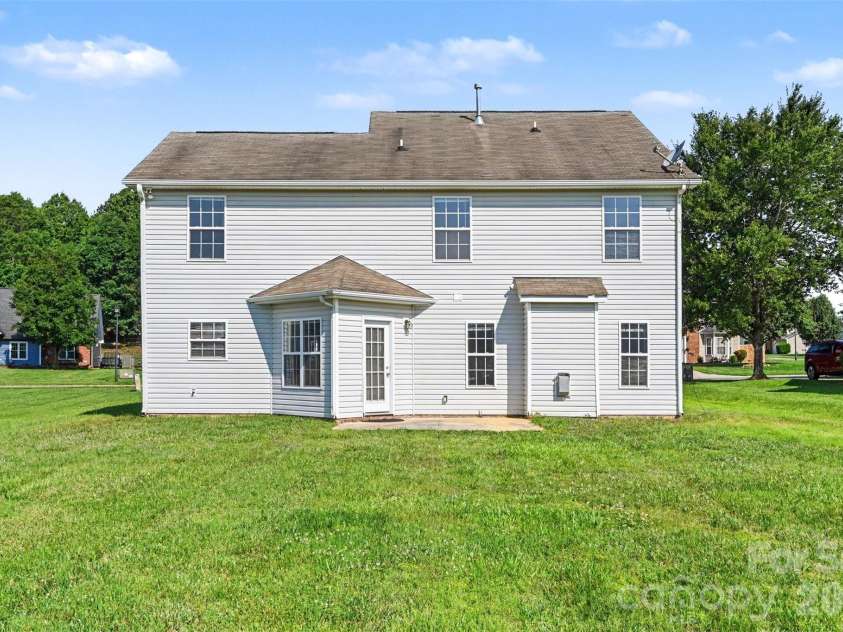 3014 Blueberry Drive, Monroe, NC 28110.  MLS# CAR4386620, YatesRealty ID 33556. 
