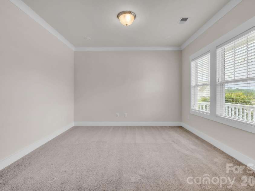 456 Jones Peak Drive, Simpsonville, SC 29681.  MLS# CAR4374010, YatesRealty ID 33557. 