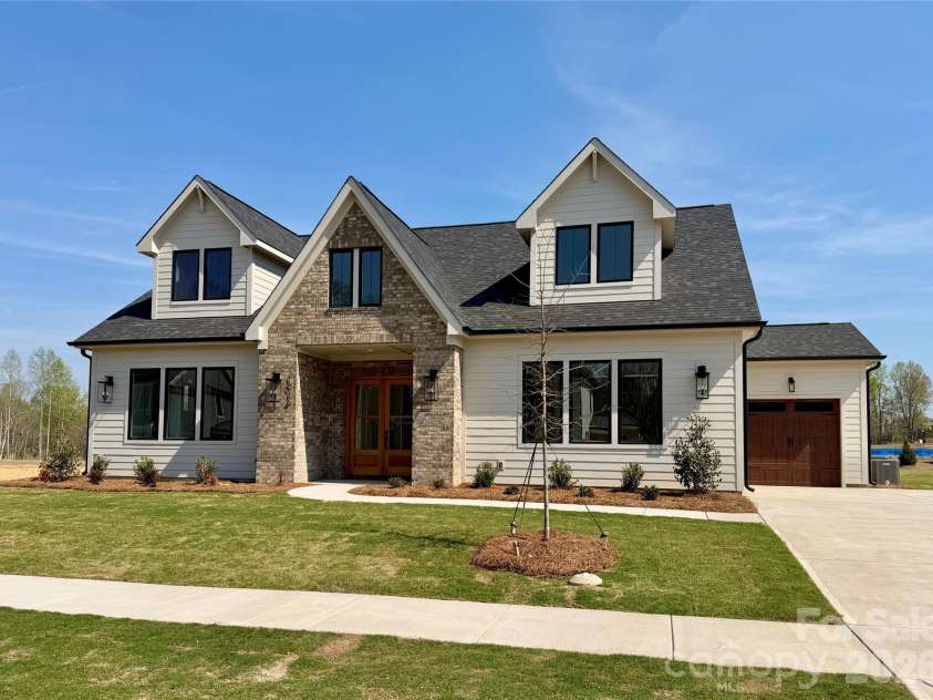 1016 Courtney Lane, Wesley Chapel, NC 28173.  MLS# CAR4325112, YatesRealty ID 33558. 