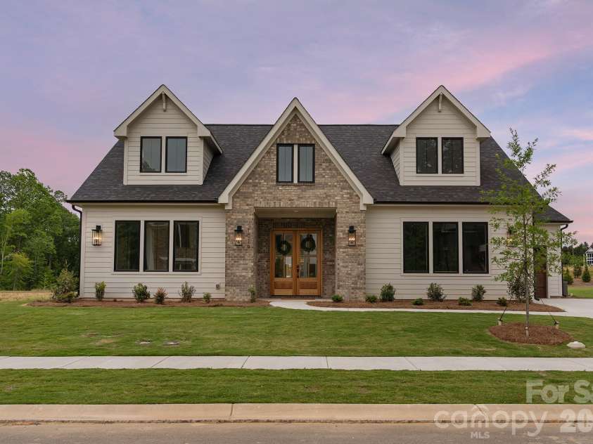 1016 Courtney Lane, Wesley Chapel, NC 28173.  MLS# CAR4325112, YatesRealty ID 33558. 