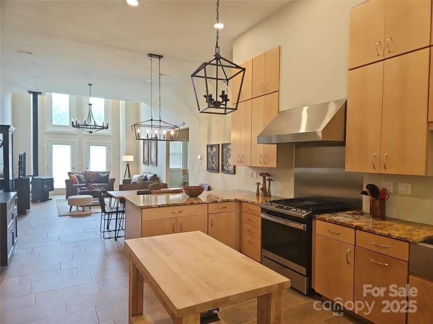 2905 Medlin Road, Monroe, NC 28112.  MLS# CAR4267802, YatesRealty ID 3356. Long open plan from Kitchen to Living Room