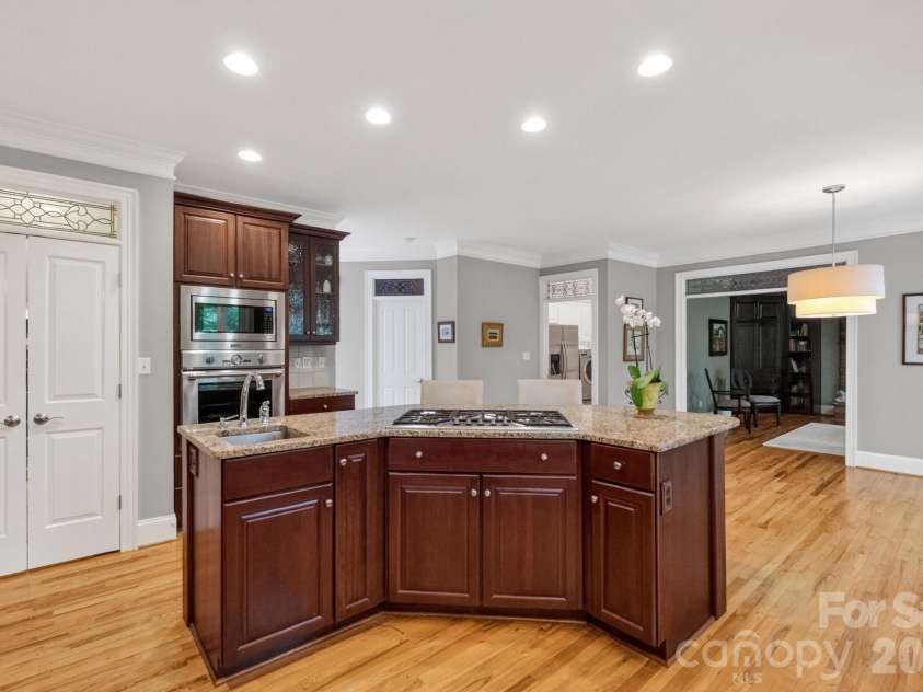 20001 Callaway Hills Lane, Davidson, NC 28036.  MLS# CAR4375744, YatesRealty ID 33561. 