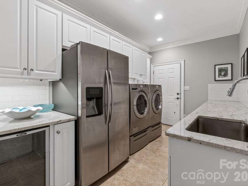 20001 Callaway Hills Lane, Davidson, NC 28036.  MLS# CAR4375744, YatesRealty ID 33561. 
