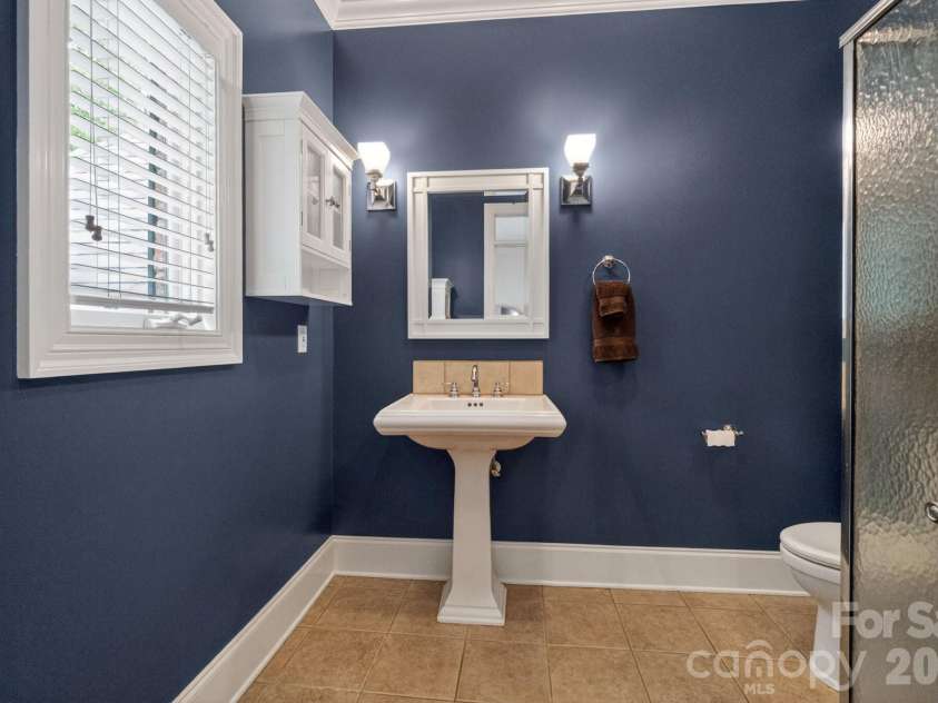 20001 Callaway Hills Lane, Davidson, NC 28036.  MLS# CAR4375744, YatesRealty ID 33561. 
