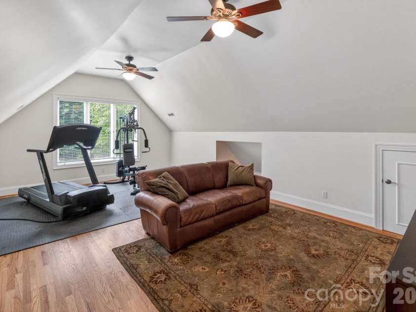 20001 Callaway Hills Lane, Davidson, NC 28036.  MLS# CAR4375744, YatesRealty ID 33561. 