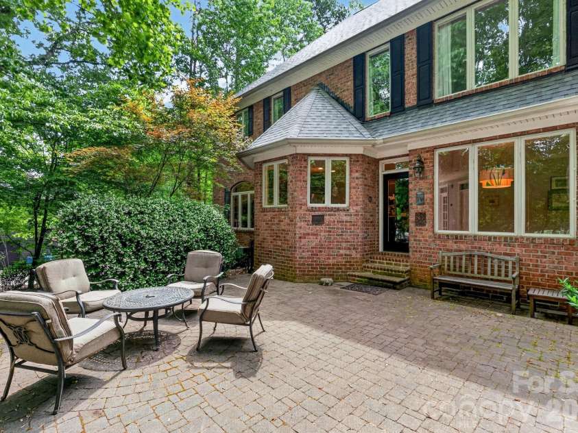 20001 Callaway Hills Lane, Davidson, NC 28036.  MLS# CAR4375744, YatesRealty ID 33561. 