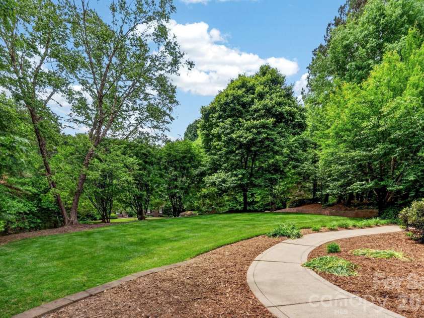 20001 Callaway Hills Lane, Davidson, NC 28036.  MLS# CAR4375744, YatesRealty ID 33561. 