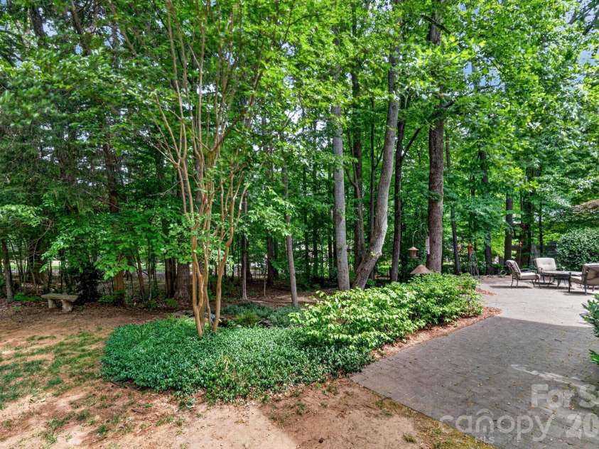20001 Callaway Hills Lane, Davidson, NC 28036.  MLS# CAR4375744, YatesRealty ID 33561. 