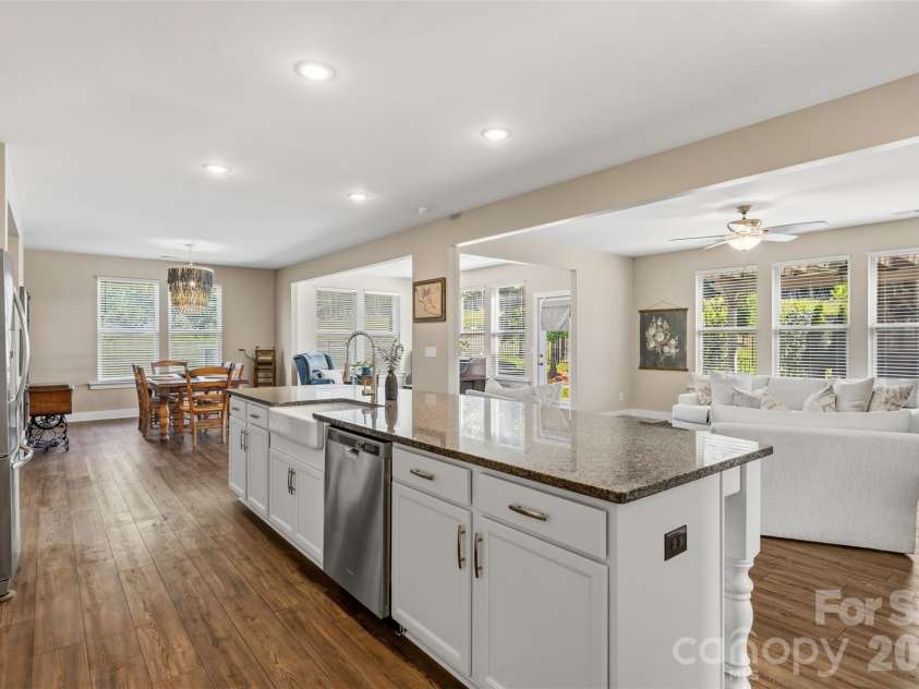 1135 Weir Court, Fort Mill, SC 29708.  MLS# CAR4375568, YatesRealty ID 33562. Stunning space