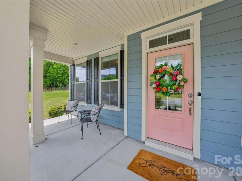 1135 Weir Court, Fort Mill, SC 29708.  MLS# CAR4375568, YatesRealty ID 33562. Warm and welcoming