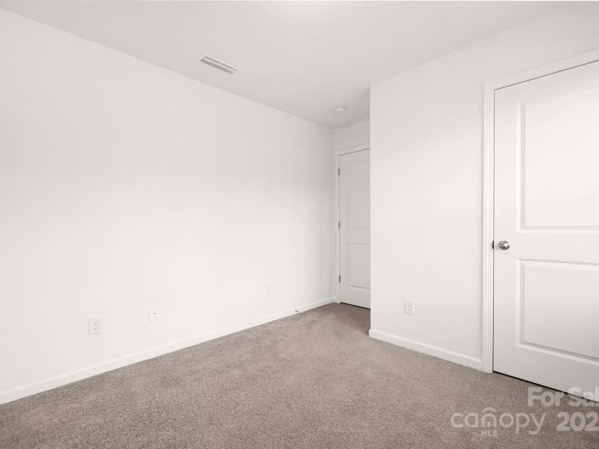 128 Canada Drive, Statesville, NC 28166.  MLS# CAR4294416, YatesRealty ID 33563. 