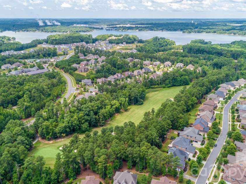 17501 Chaco Lane, Charlotte, NC 28278.  MLS# CAR4379861, YatesRealty ID 33565. 