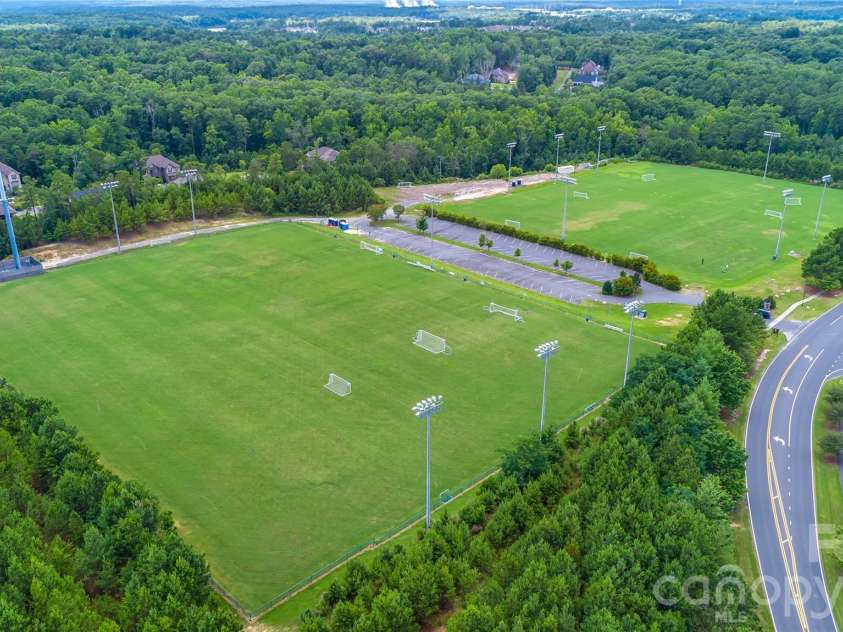 17501 Chaco Lane, Charlotte, NC 28278.  MLS# CAR4379861, YatesRealty ID 33565. 