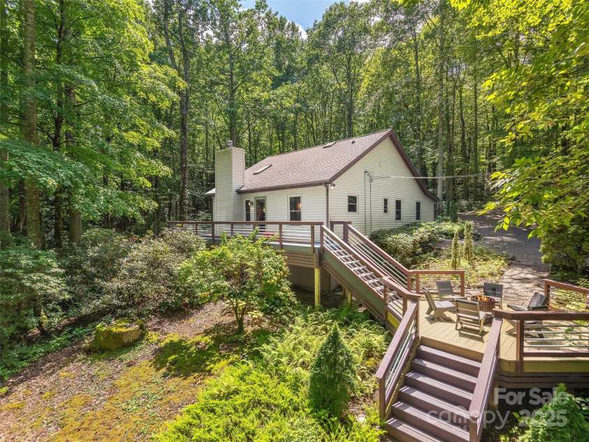 1415 Upper Browns Creek Road, Burnsville, NC 28714.  MLS# CAR4295044, YatesRealty ID 33569. 