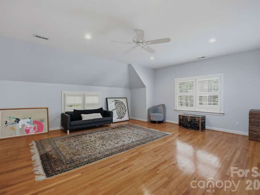 21311 Crown Lake Drive, Cornelius, NC 28031.  MLS# CAR4387375, YatesRealty ID 33569. Bonus Room
