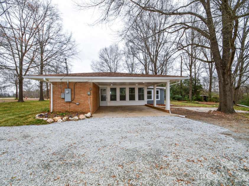 4517 Plyler Mill Road, Monroe, NC 28112.  MLS# CAR4326984, YatesRealty ID 3357. 