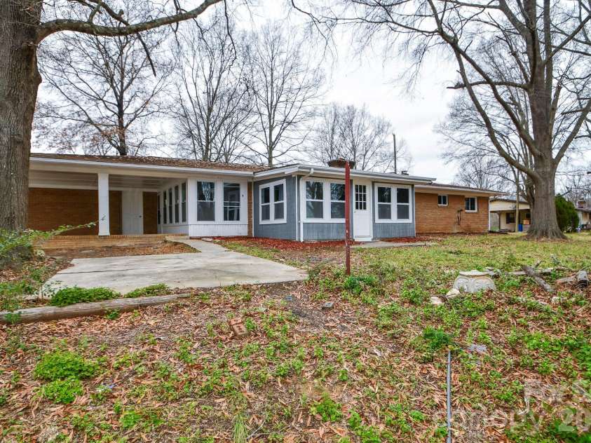 4517 Plyler Mill Road, Monroe, NC 28112.  MLS# CAR4326984, YatesRealty ID 3357. 