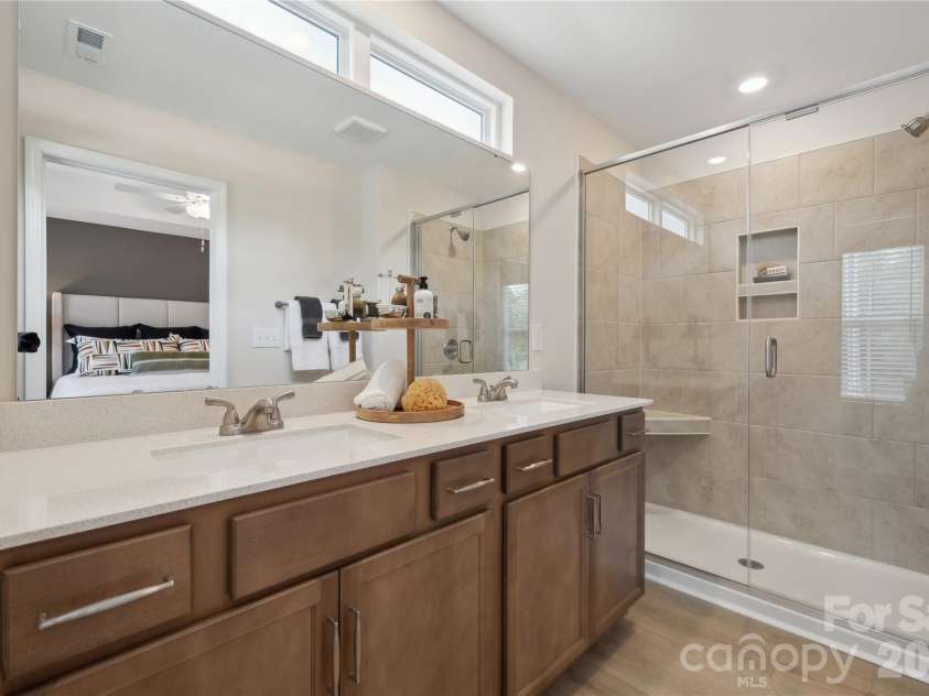 6514 Harlech Street, Charlotte, NC 28269.  MLS# CAR4342453, YatesRealty ID 3357. 