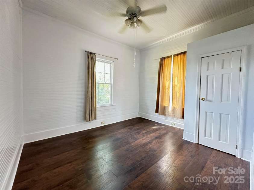205 Drayton Street, Winnsboro, SC 29180.  MLS# CAR4295057, YatesRealty ID 33570. 