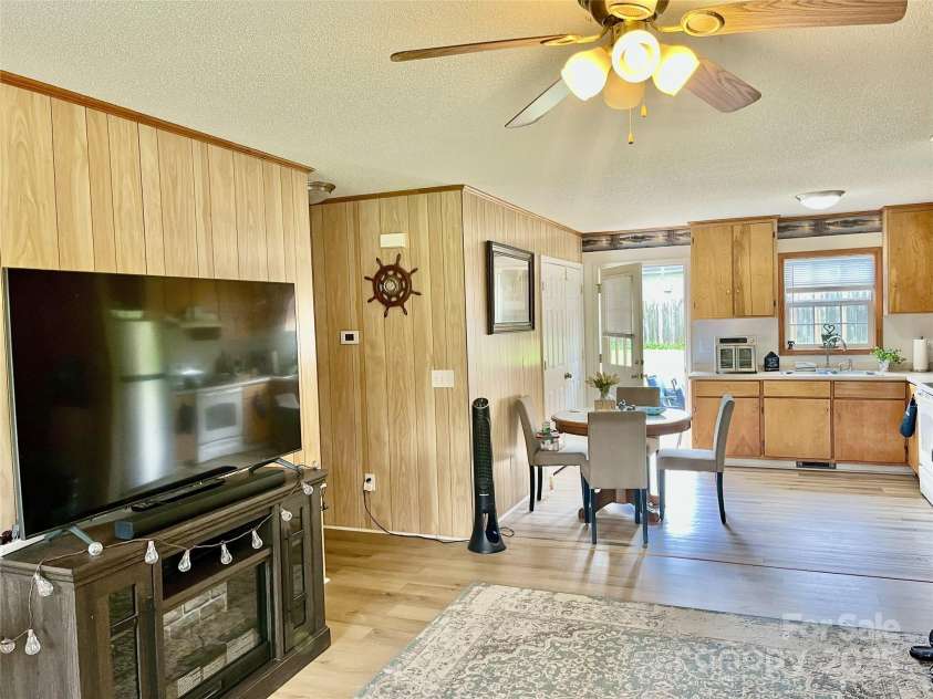 5508-5510 Wrenn Drive, Denver, NC 28037.  MLS# CAR4294139, YatesRealty ID 33572. 