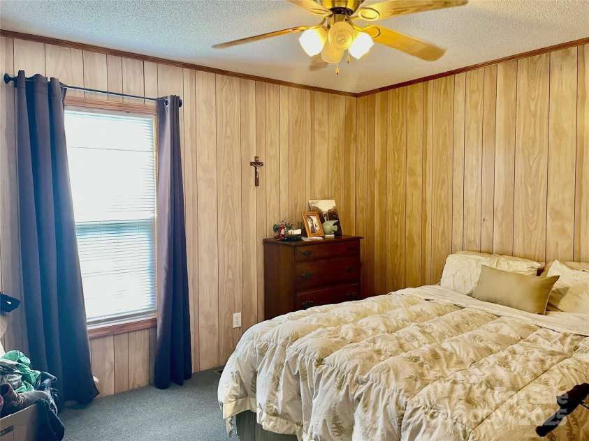 5508-5510 Wrenn Drive, Denver, NC 28037.  MLS# CAR4294139, YatesRealty ID 33572. 