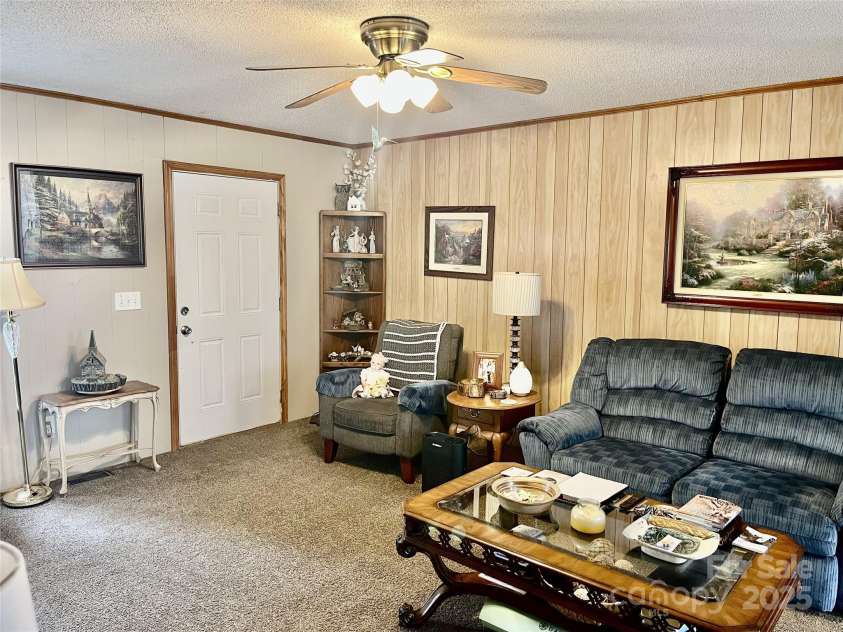 5508-5510 Wrenn Drive, Denver, NC 28037.  MLS# CAR4294139, YatesRealty ID 33572. 