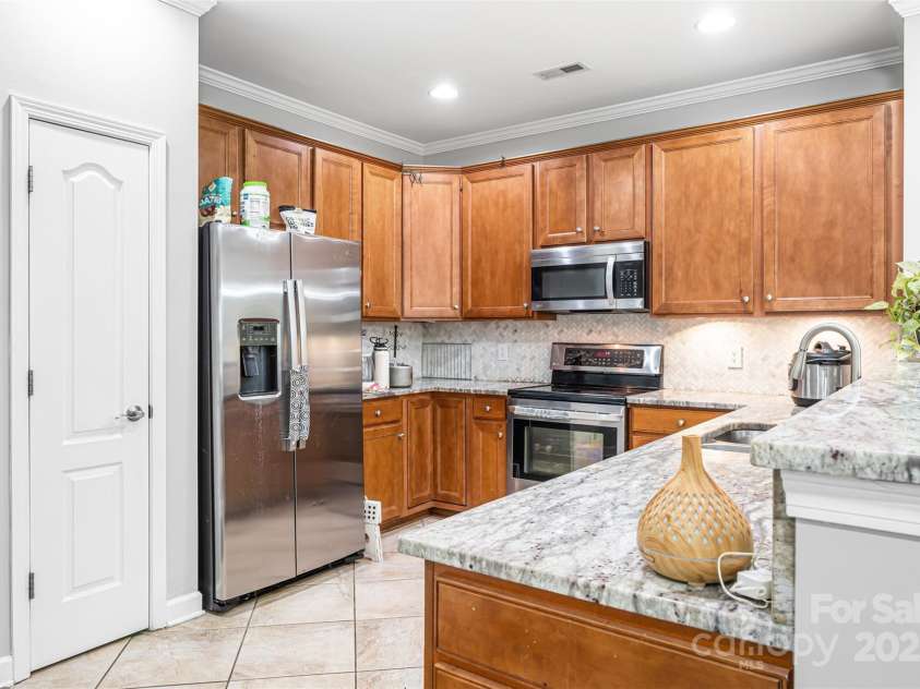 1903 Dundalk Road, Charlotte, NC 28270.  MLS# CAR4294754, YatesRealty ID 33573. 
