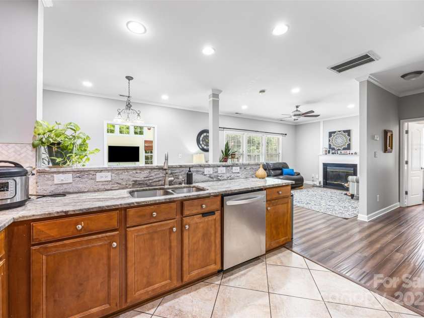 1903 Dundalk Road, Charlotte, NC 28270.  MLS# CAR4294754, YatesRealty ID 33573. 