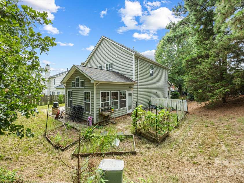 1903 Dundalk Road, Charlotte, NC 28270.  MLS# CAR4294754, YatesRealty ID 33573. 