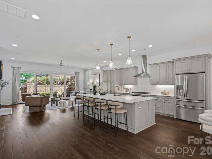 2023 Lynnwood Drive, Charlotte, NC 28209.  MLS# CAR4388149, YatesRealty ID 33573. 