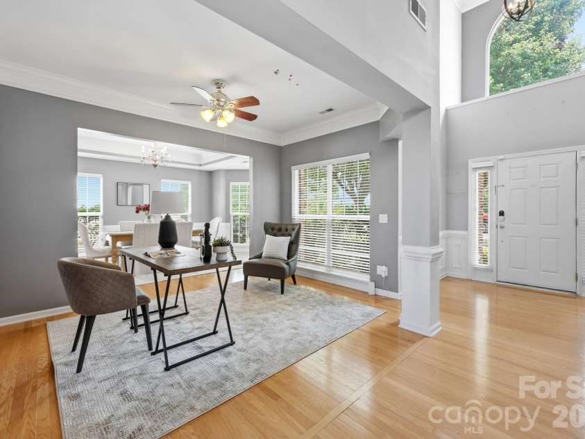 1854 Briarcrest Drive, Charlotte, NC 28269.  MLS# CAR4392399, YatesRealty ID 33574. 
