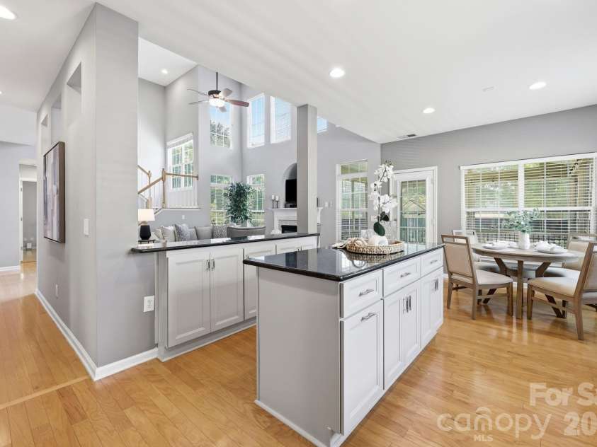 1854 Briarcrest Drive, Charlotte, NC 28269.  MLS# CAR4392399, YatesRealty ID 33574. 