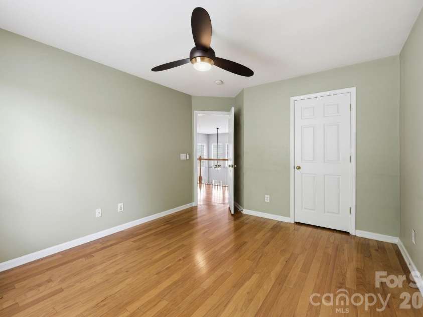 1854 Briarcrest Drive, Charlotte, NC 28269.  MLS# CAR4392399, YatesRealty ID 33574. 