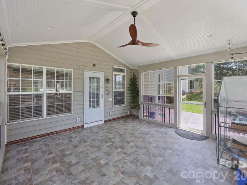 1854 Briarcrest Drive, Charlotte, NC 28269.  MLS# CAR4392399, YatesRealty ID 33574. 