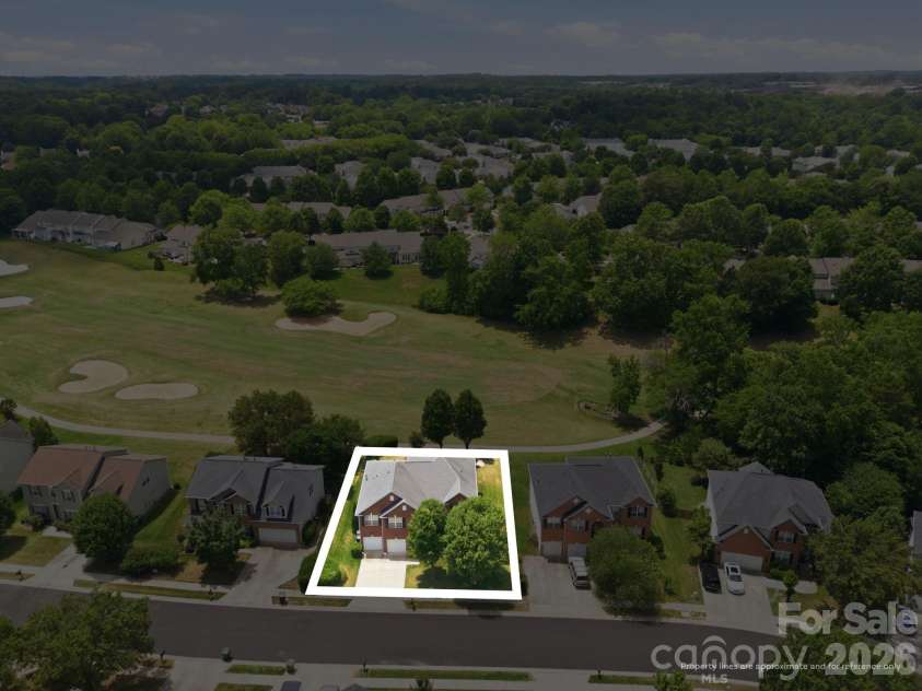 1854 Briarcrest Drive, Charlotte, NC 28269.  MLS# CAR4392399, YatesRealty ID 33574. 