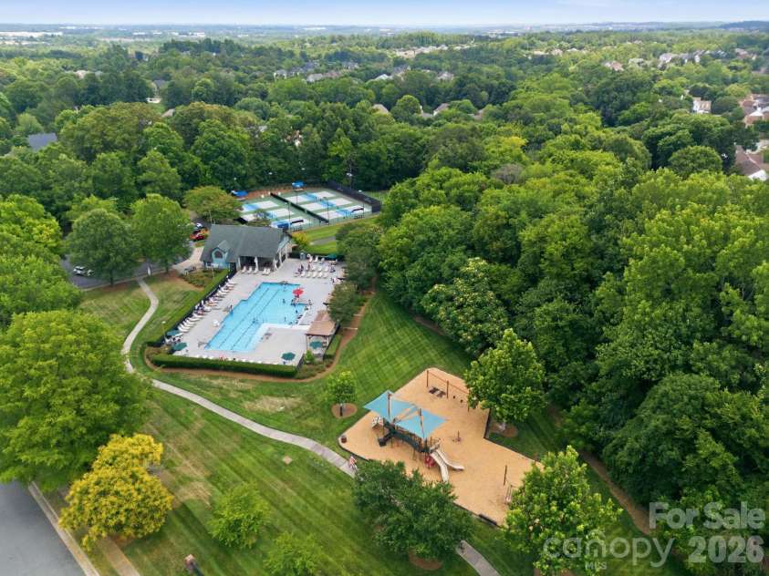 1854 Briarcrest Drive, Charlotte, NC 28269.  MLS# CAR4392399, YatesRealty ID 33574. 