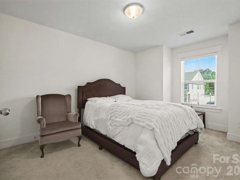 2202 Bexar Trail, Matthews, NC 28105.  MLS# CAR4382945, YatesRealty ID 33575. 
