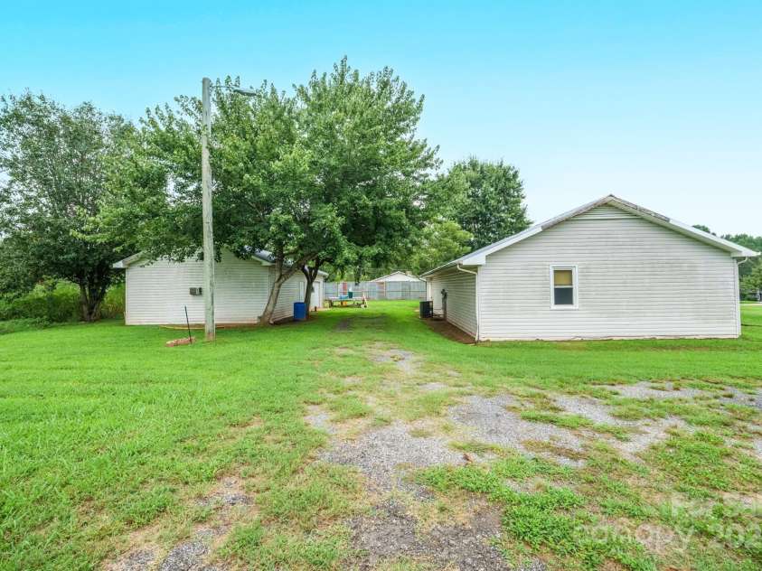 3450 Polkville Road, Shelby, NC 28150.  MLS# CAR4294602, YatesRealty ID 33575. 