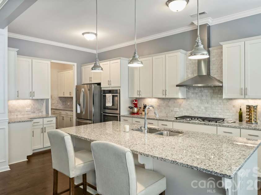 1113 Bassett Way, Fort Mill, SC 29707.  MLS# CAR4393231, YatesRealty ID 33576. 