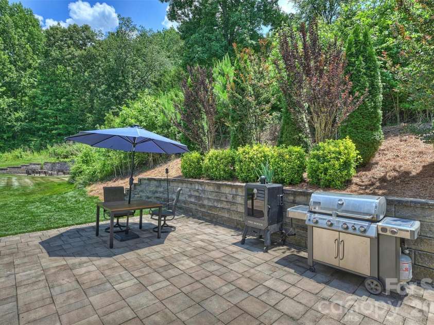 1113 Bassett Way, Fort Mill, SC 29707.  MLS# CAR4393231, YatesRealty ID 33576. 
