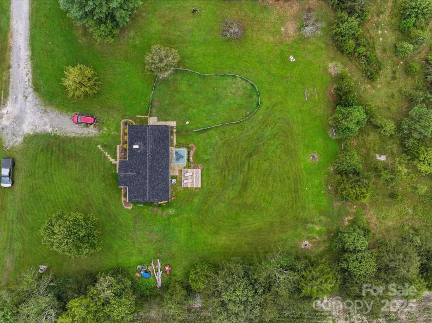 131 Sam Smith Drive, Kings Mountain, NC 28086.  MLS# CAR4294714, YatesRealty ID 33577. 