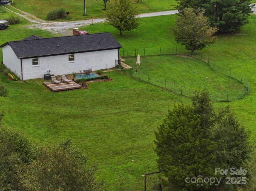 131 Sam Smith Drive, Kings Mountain, NC 28086.  MLS# CAR4294714, YatesRealty ID 33577. 