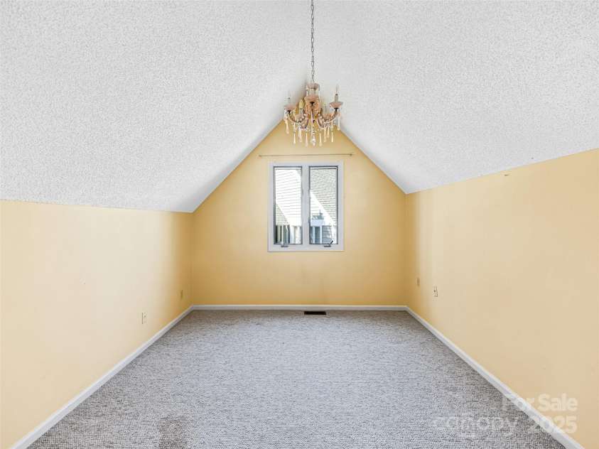 140 Overlook Drive, Flat Rock, NC 28731.  MLS# CAR4233590, YatesRealty ID 3358. 