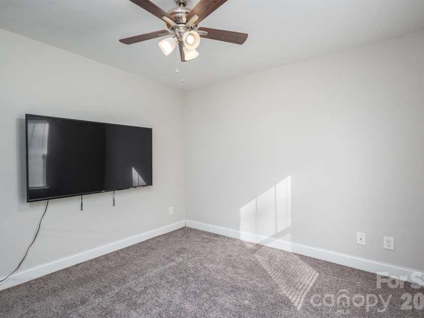 505 Cloninger Street, Dallas, NC 28034.  MLS# CAR4342350, YatesRealty ID 3358. 2nd Bedroom